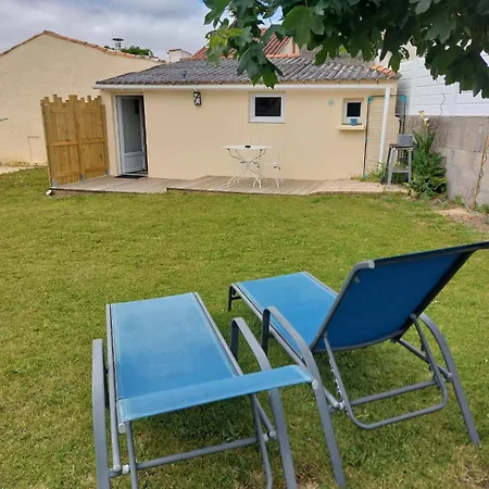 Holiday home L'escargot Bleu Sainte-Foy (Vendee)